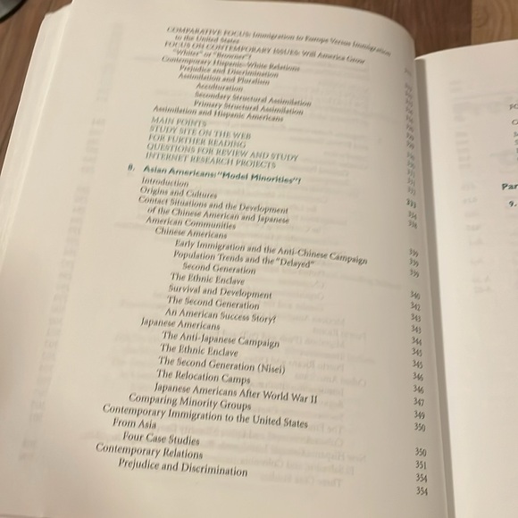 Diversity & Society (3rd e.d.)  by Joseph F. Healey - Picture 12 of 16